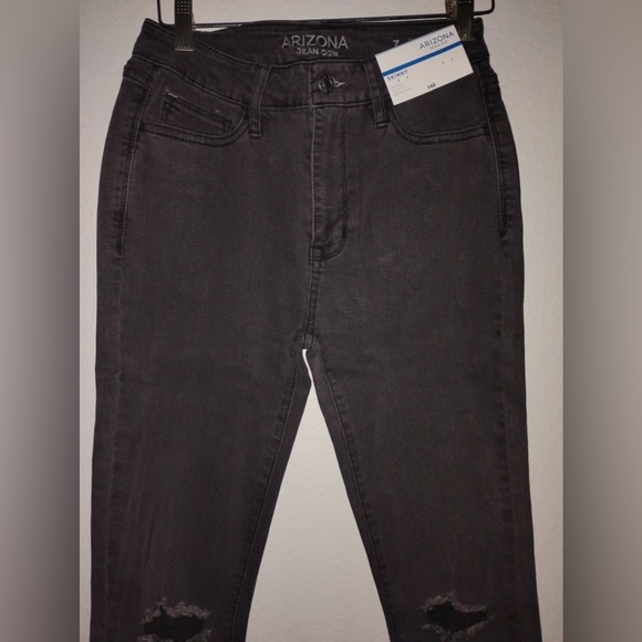 Arizona Jean Co. Hi-Rise Slim Fit Skinny Leg Jeans in Black Fade - Picture 2 of 5